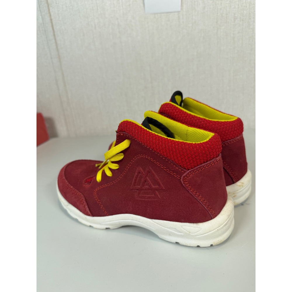 Kids handmade shoes made in Mexico made with good quality leather us kids size 2